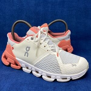 On Cloudflyer 4 Women’s Size 6.5B Running Sneakers White Copper GUC